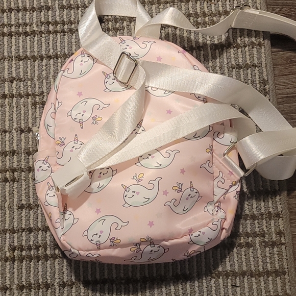 Pink backpack - Picture 2 of 2